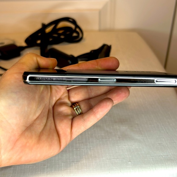 Garmin 3700 Portable GPS System - Picture 6 of 11